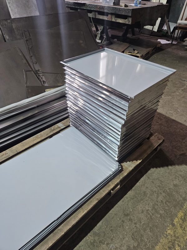 поддоны из нержавейки